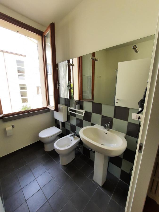 R&B Del Vicolo Bed and Breakfast Τσεζένα Εξωτερικό φωτογραφία